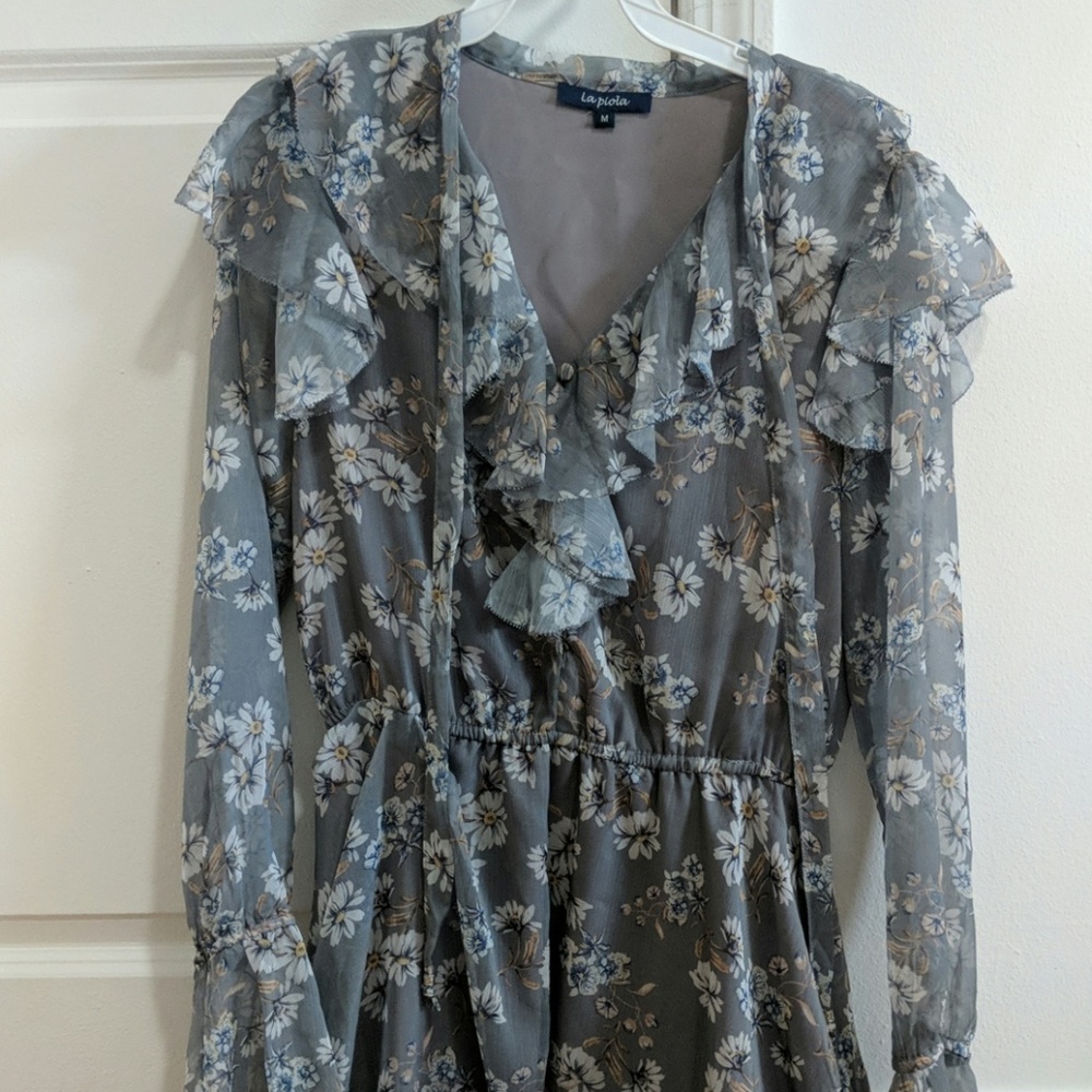 Grey floral pattern dress (from South Korea)